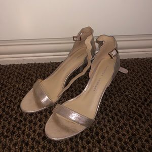 Chinese Laundry Gold Scalloped Heels